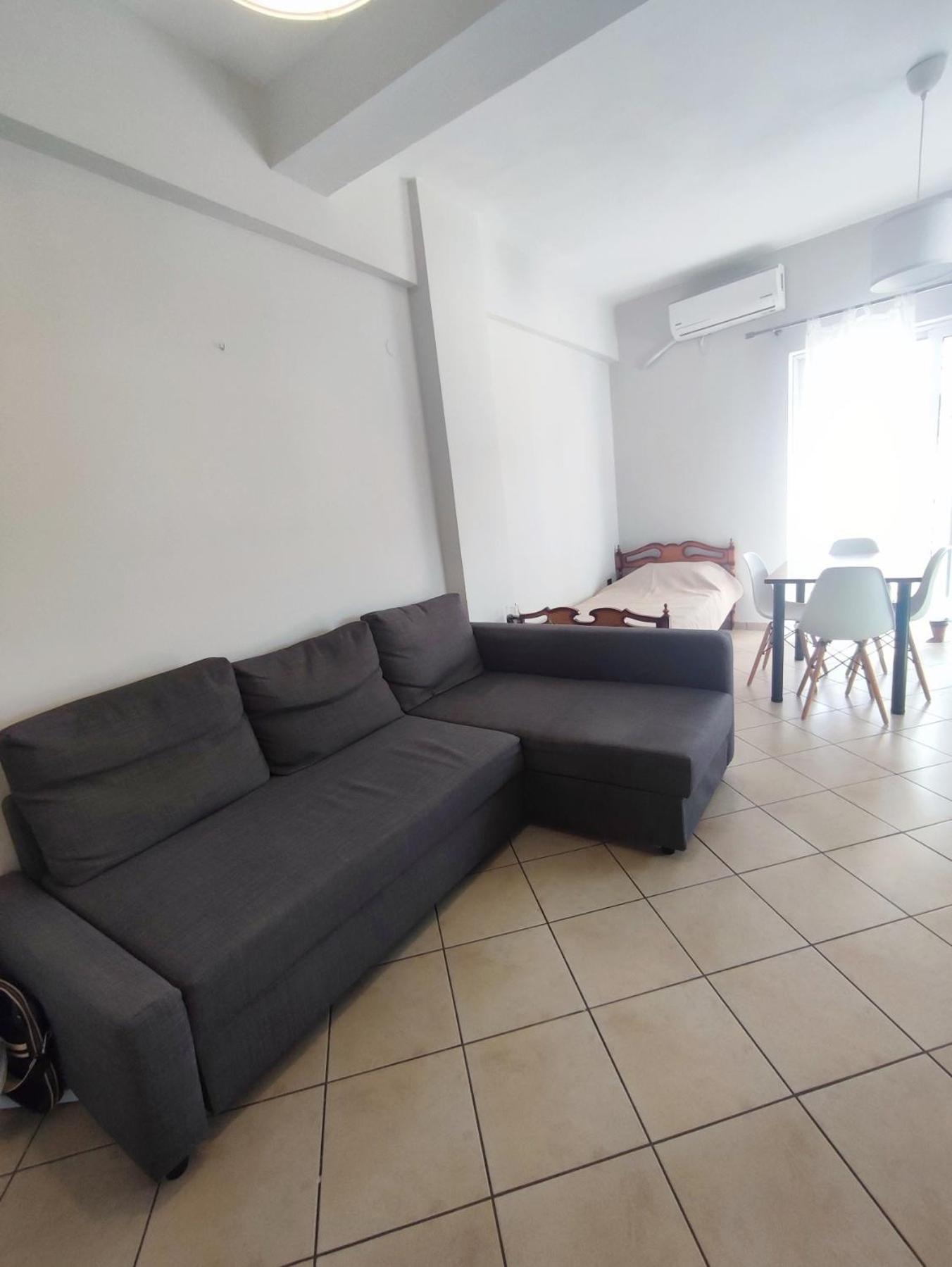 Peroulia Apartments Kómboi Eksteriør bilde