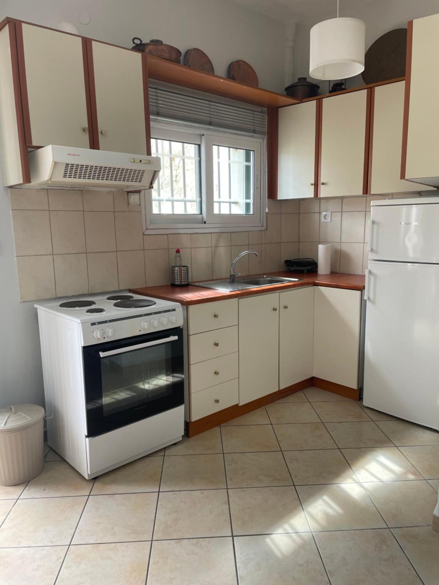 Peroulia Apartments Kómboi Eksteriør bilde
